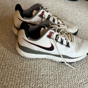 Nike Tiger Woods TW14 golf shoes men’s size 10 - White Red Black